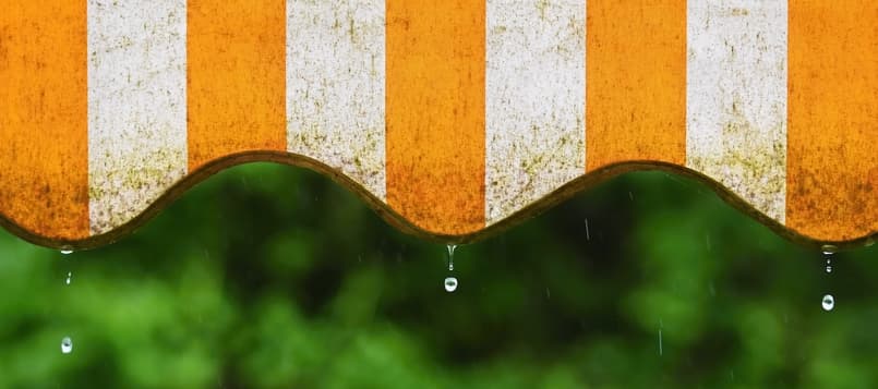 Instalar-un-toldo-como-protección