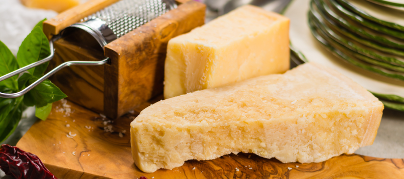 quesos italianos famosos, grana padano 6 