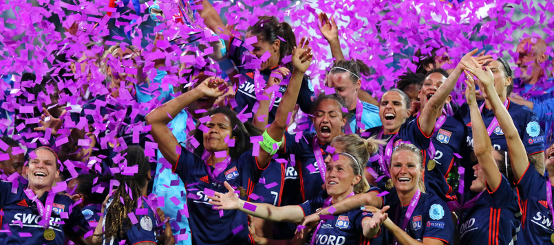 hitos-e-historia-del-futbol-femenino-7